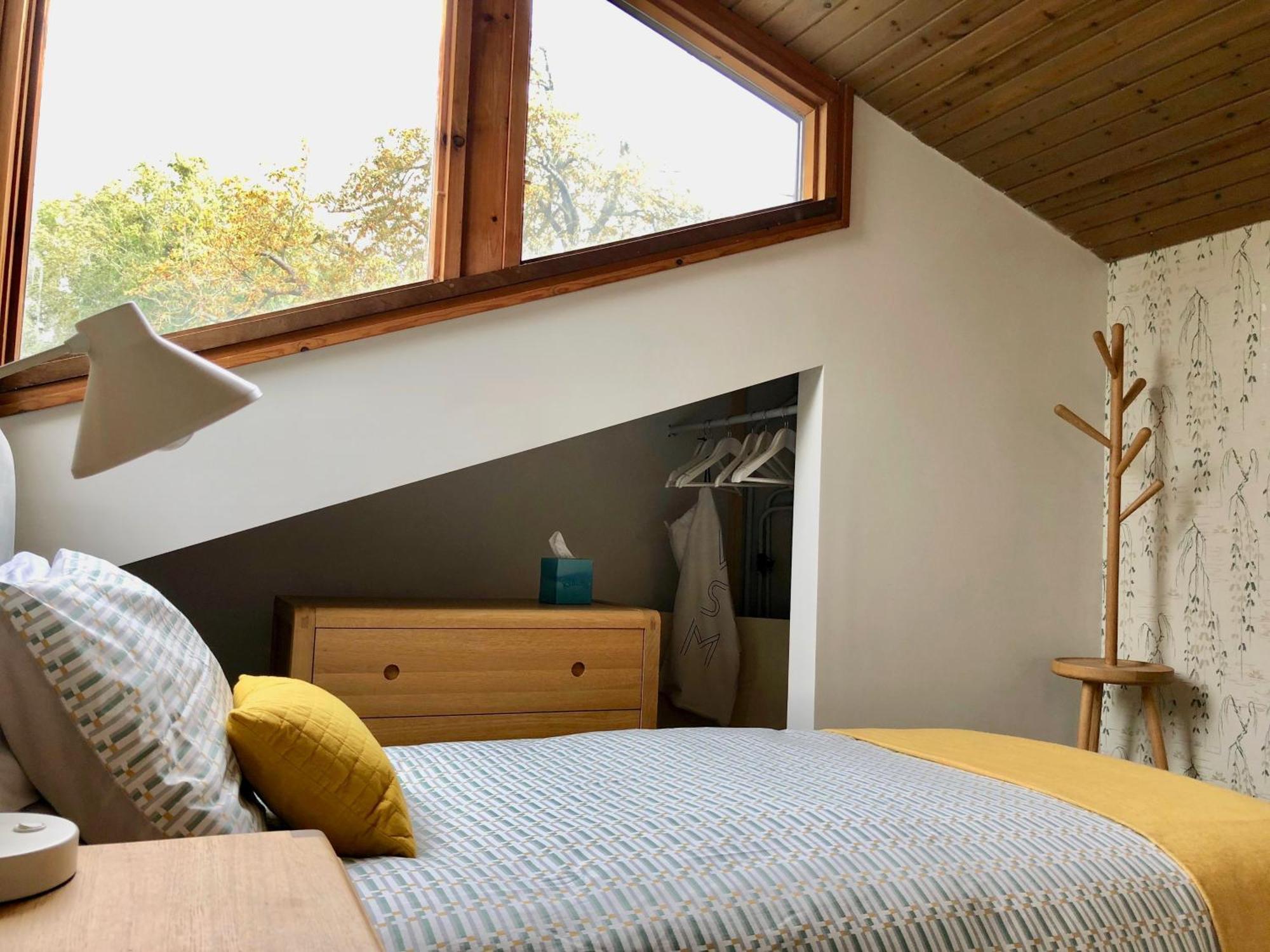 Unique & Rural Child Friendly Annexe With Large Gardens, Games & Tennis Court - Chichester Holiday Properties Exterior photo